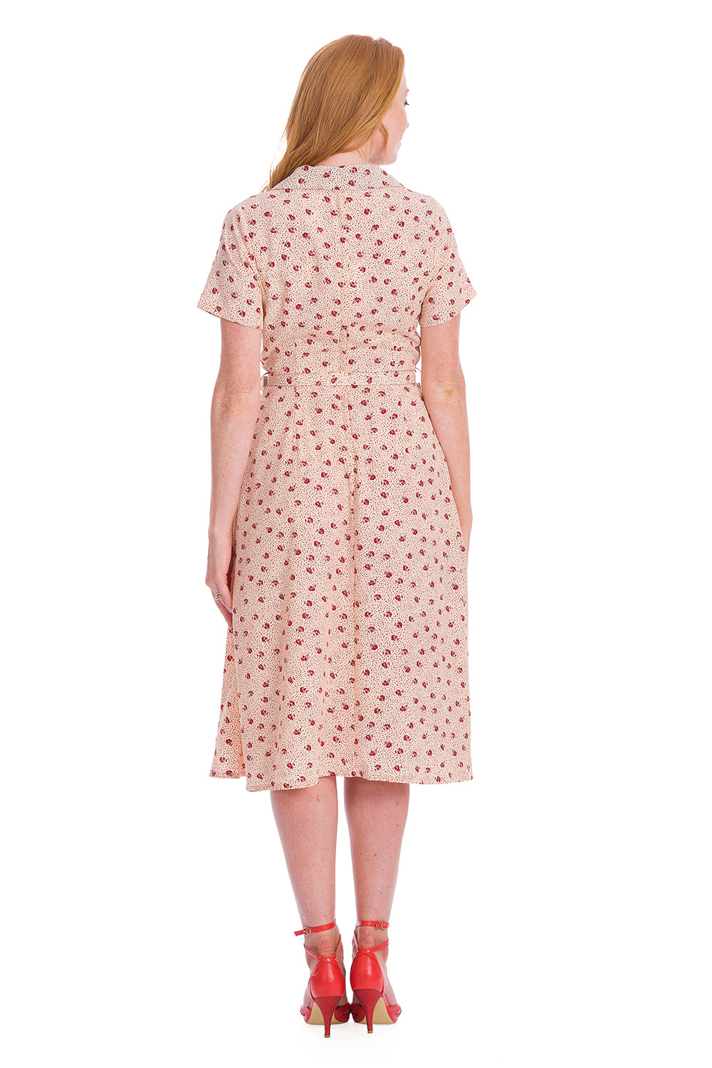 Banned Retro 40s Lady Pearl Swing Cream Floral Dress