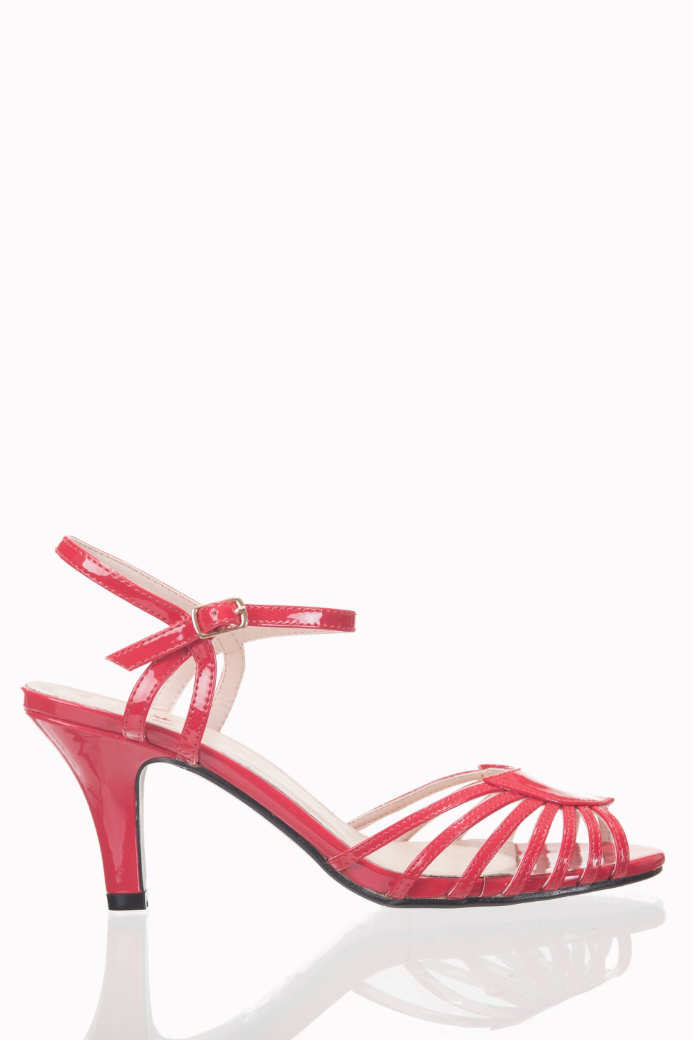 Red on sale sandals uk