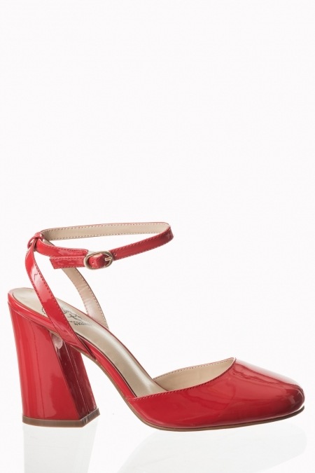 Banned Retro 70s Unforgettable Patent Shoes In Red